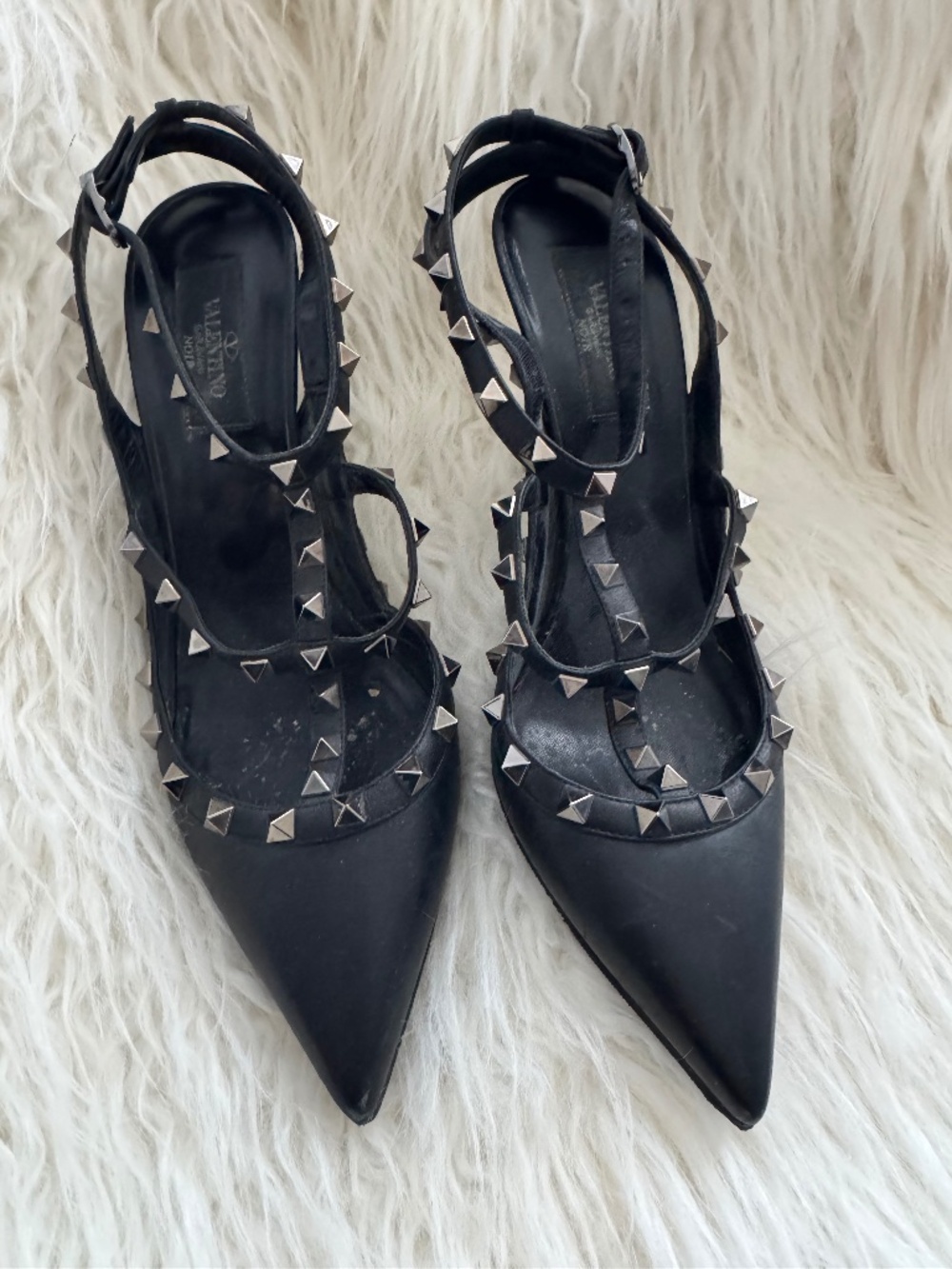 Valentino Garavani heels size 40